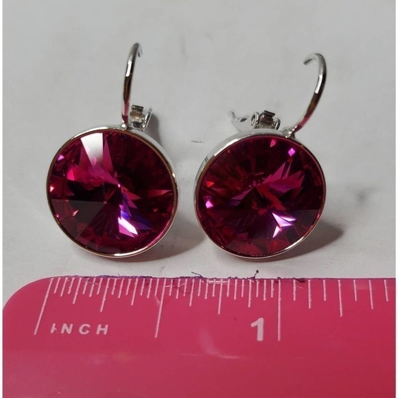Swarovski Element Earrings Fusha pink round New!. Minimalis Party. Wedding. Work - Picture 4 of 5